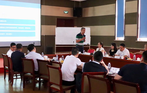 大連拓海文化發(fā)展 智庫(kù)咨詢聯(lián)動(dòng)高校，賦能區(qū)域經(jīng)濟(jì)新篇章